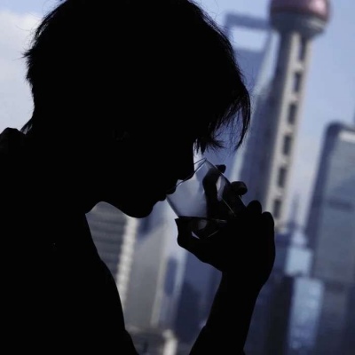 很孤傲冷僻的傷感帥氣真人頭像大全_好看的男生真人頭像下載_72qq網